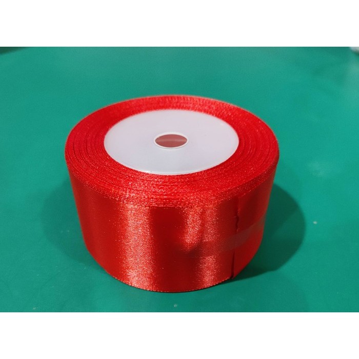 

Pesta- PITA SATIN KAIN 1.5 INCI / 3.8 CM WARNA MERAH ( 026 )