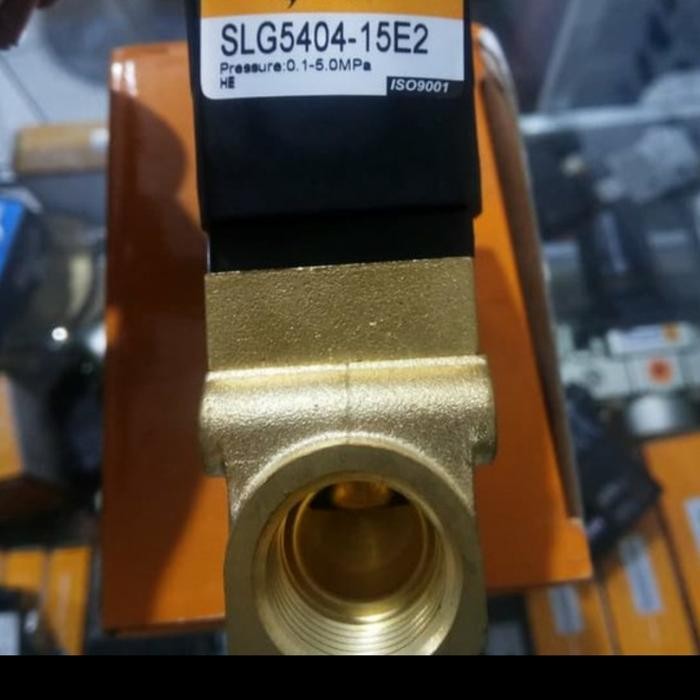 SOLENOID VALVE 1/2 INCH 2WAY 220VOL