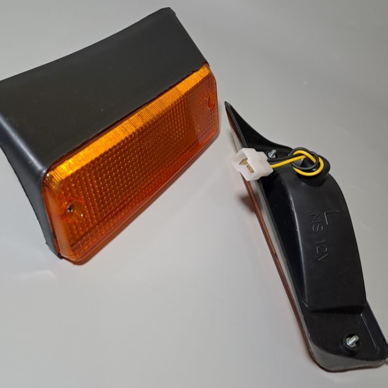 kijang lampu sen bemper mobil kijang grand super sudah sepasang