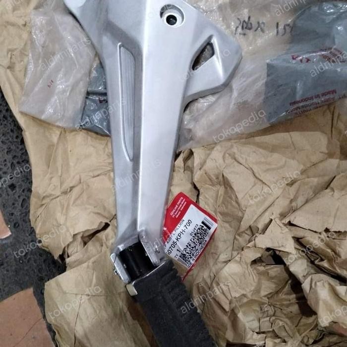 PREMIUM DUDUKAN FOOTSTEP SUPRA X 125 KHARISMA ORIGINAL GENUINE AHM MOTORCYCLE