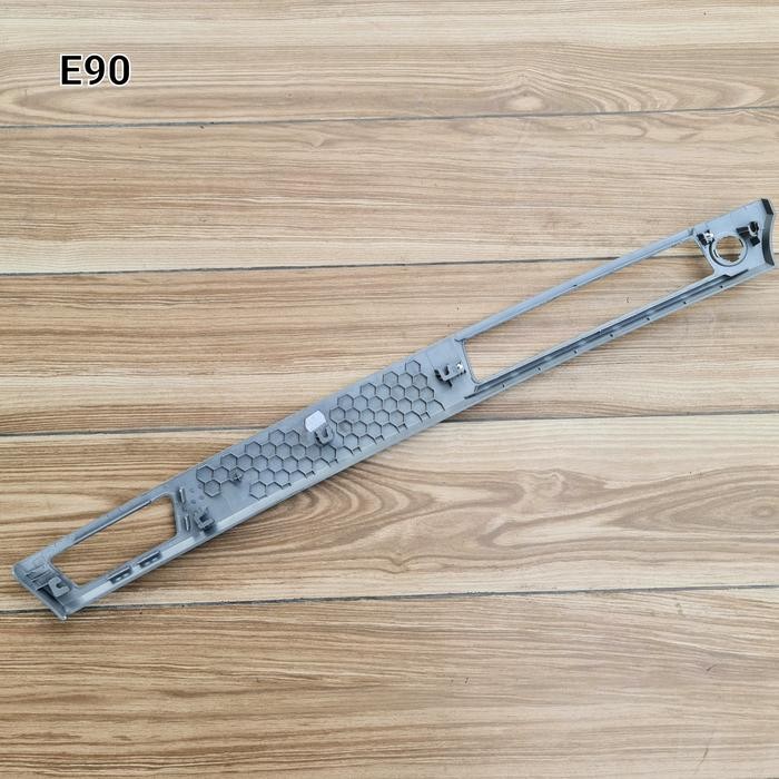 Trim Panel Dashboard Bmw 320I E90 Bekas