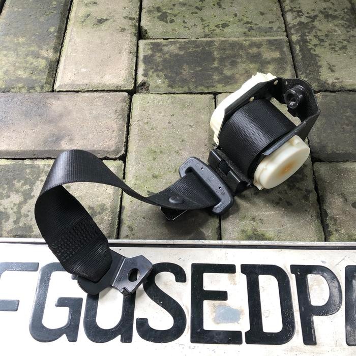Original Bmw E60 Seat Belt Belakang Tengah Second