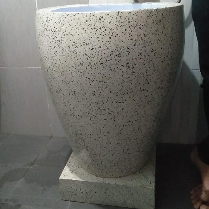 Bak Mandi Teraso/ Gentong Teraso