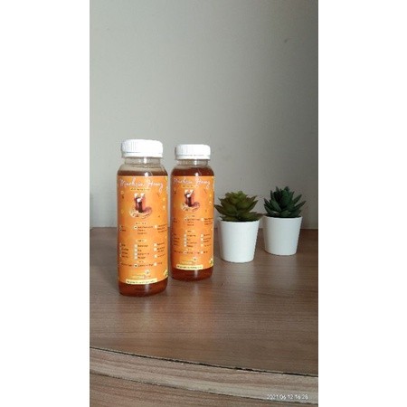 

Sensasi Lezat Madu Randu Kemasan Botol 500Ml (+-650Gr) 100 Murni