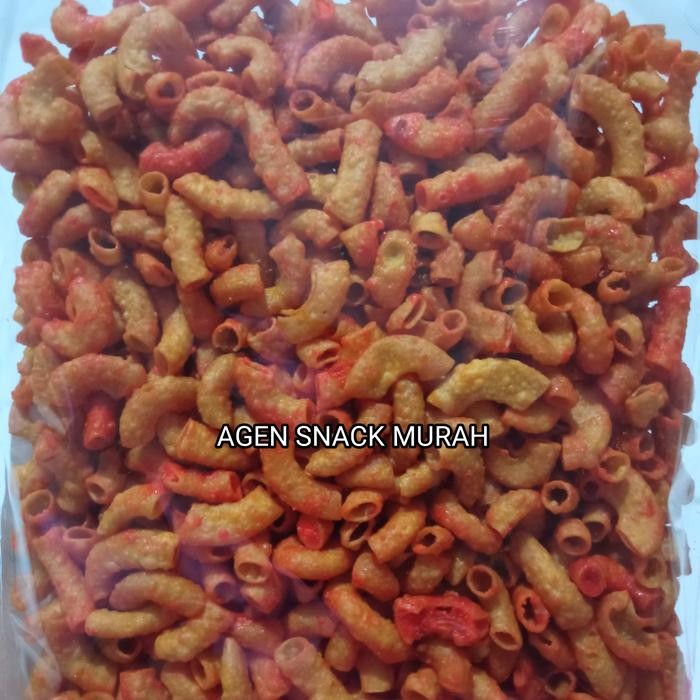 

MAKARONI BANTET PEDAS MANIS 1KG (1000GR) MAKARONI RENYAH CEMILAN LAUK