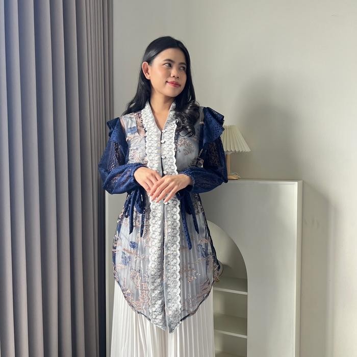 Hoolaqueen - Kebaya Outer Malika - Outer Tile Renda - Atasan Kondangan - Kebaya Renda Tile