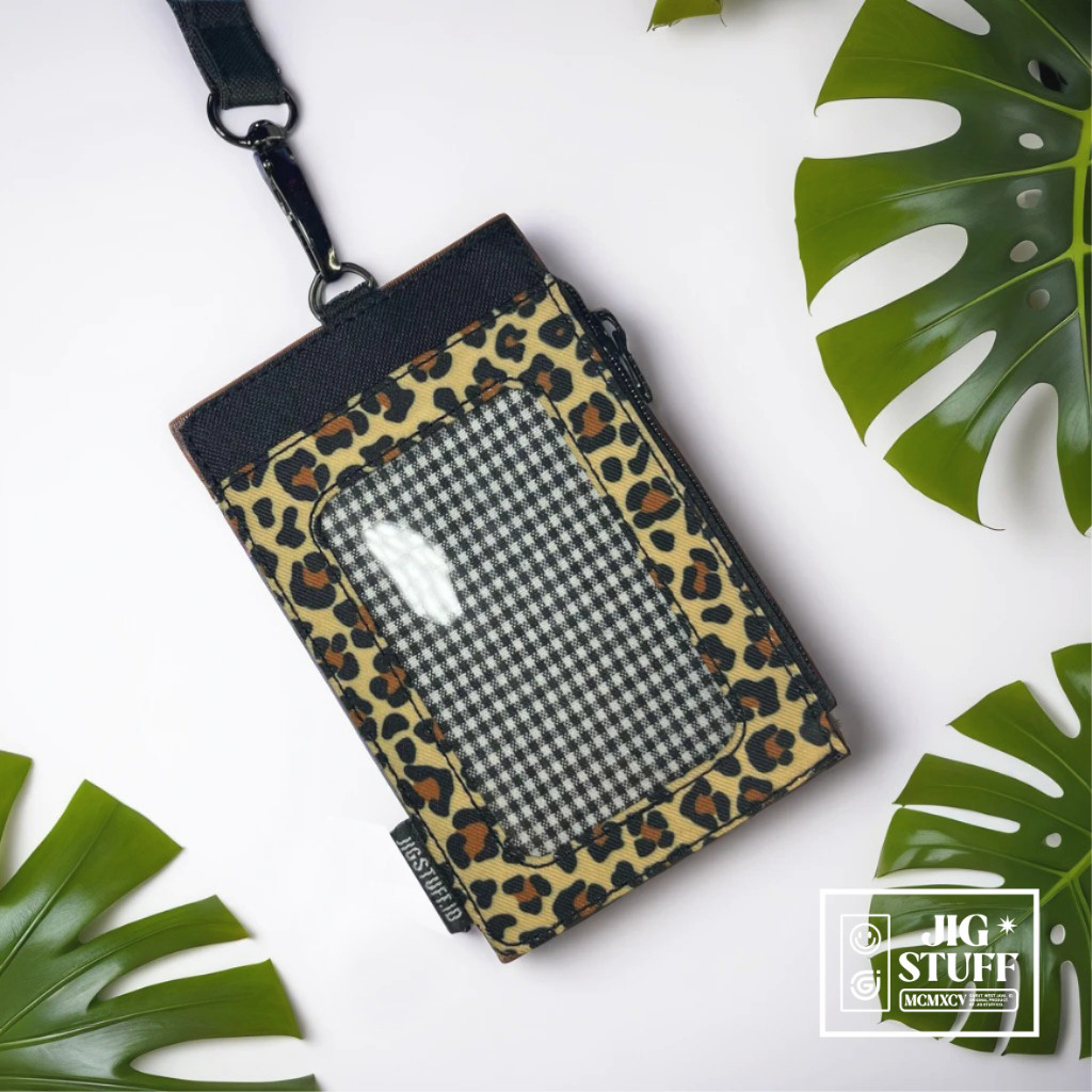 

Gantungan ID Card Holder NameTag Lanyard 5 Slot Kartu Uang Koin Zipper Resleting Waterproof Anti Air