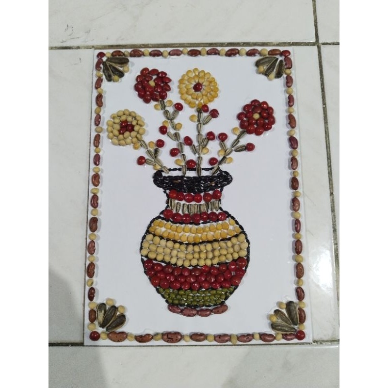 

Kolase biji bijian bunga pot pinggir biji prakarya