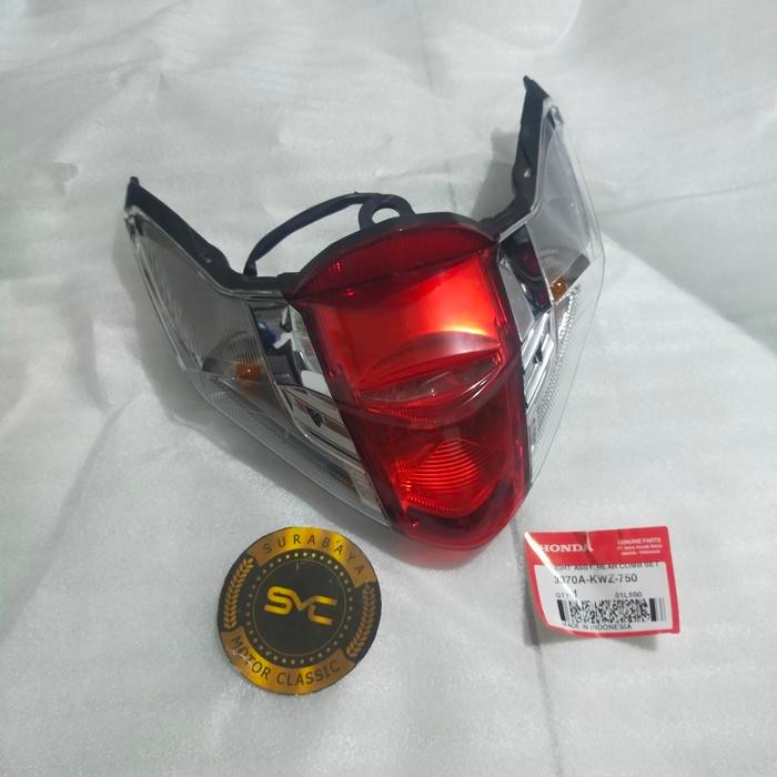LAMPU BELAKANG STOPLAMP ASSY HONDA REVO AT ORIGINAL AHM 3370A-KWZ-750
