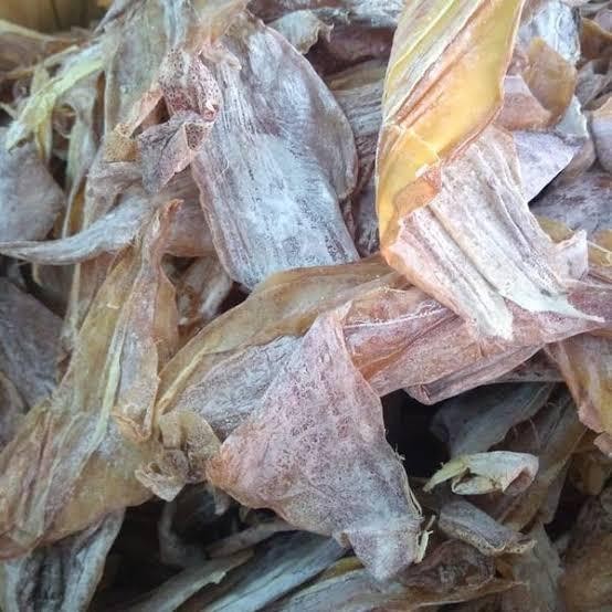 

SALE !!! IKAN ASIN SAYAP JUHI 500 GR / SEPET IKAN JUHI READYY