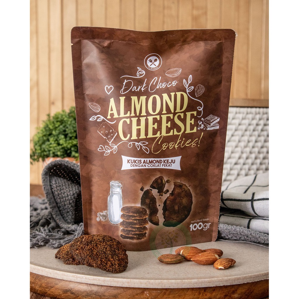 

DARK CHOCO ALMOND CHEESE COOKIES 100GR