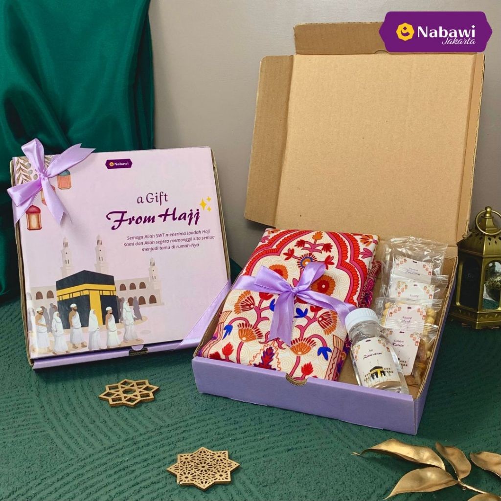 

Lovely Back - Hampers Mecca 6in1 Sajadah Sujud dan Makanan Khas Arab Hampers Sajadah Sujud Souvenir