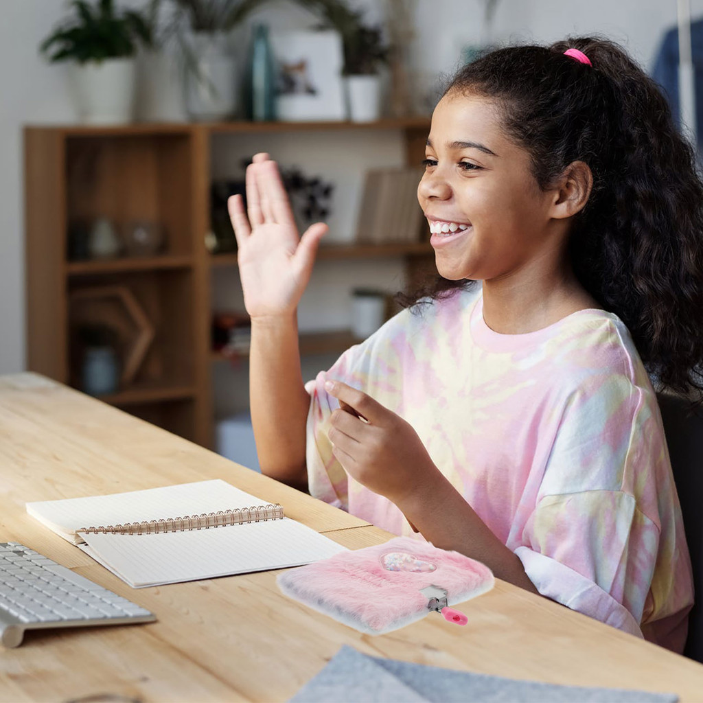 

Note Book Girl'S Diary Kids With Lock Faux Fur Hairy Locking Notebook Soft Cover Pink Heart Pattern