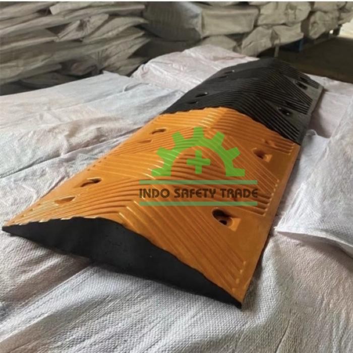 Speedbump/Speedhump/Polisi Tidur Karet 100Cm Tinggi 7Cm Premium **