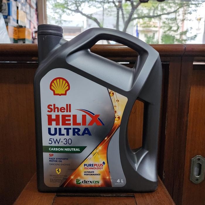 PREMIUM oli shell helix ultra 5w 30 full synthetic 4 liter