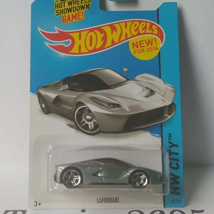 Terlaris Hotwheels La Ferrari