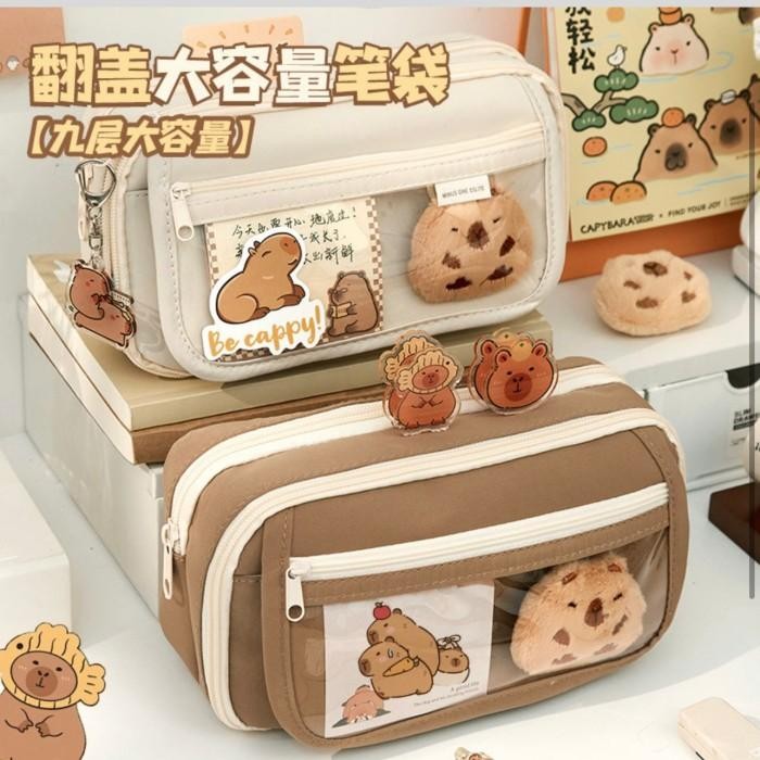 

Kotak Pensil Boneka Bulu Lucu Capybara Set + Plushie Edition Gwiyeo Pencil Case Stationery Bag