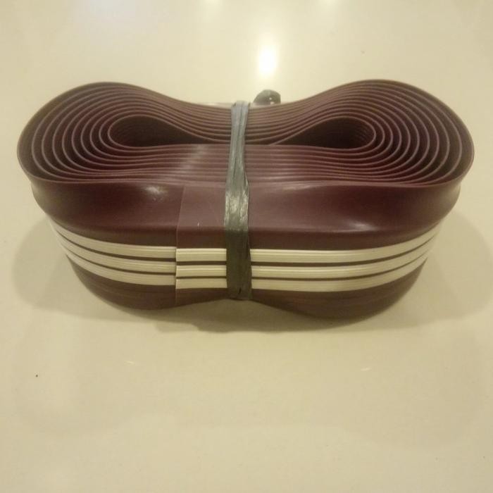 karet tangga / step nosing / list tangga