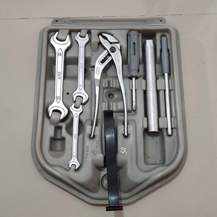 toolkit bmw e30 original