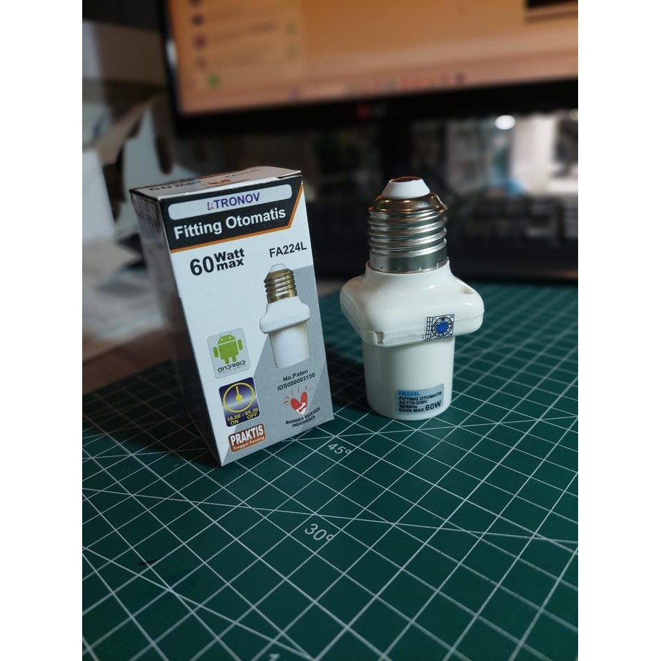 PREMIUM Lampu Led otomatis Fiting Fitting Timer ON OFF