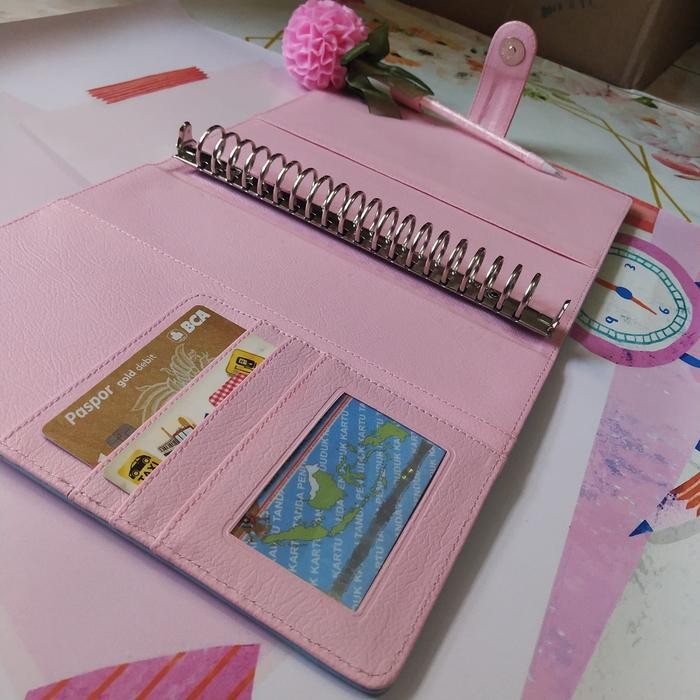 

BINDER PRINTING MOTIF FLAMINGO B5(26RING) KODE 1078
