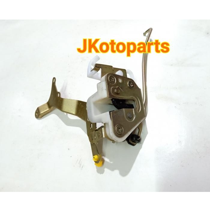 Door Lock Avanza Depan Kiri