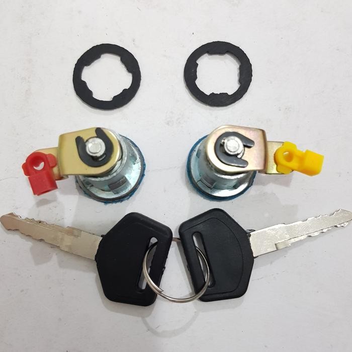 Kunci Konci Pintu Mobil Door Key Set Futura / T120Ss / Tss / T120 Ss Kode 090