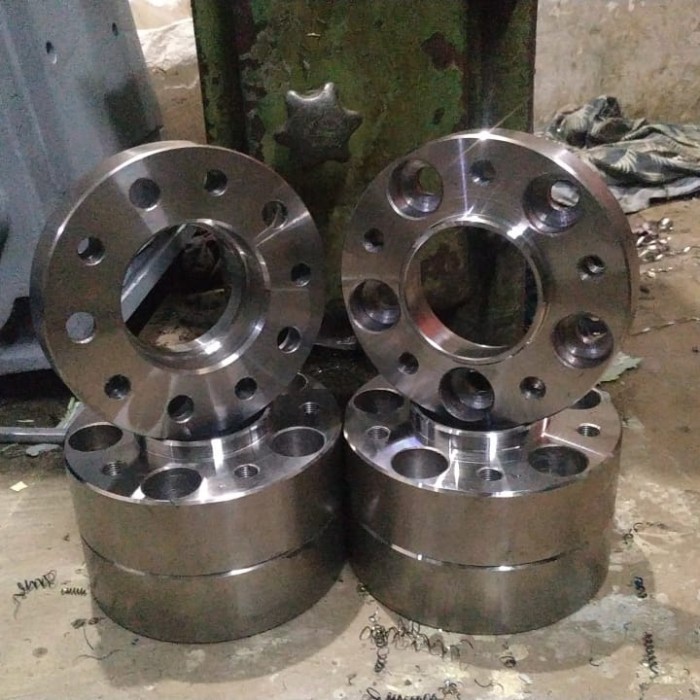 Adaptor Velg Mobil Khusus custom pcd