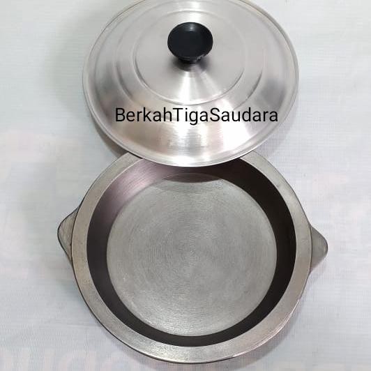 

Cetakan Martabak Manis Baja Tebal 22 Cm Free Tutup + Sodet Mini Gratis Ongkir