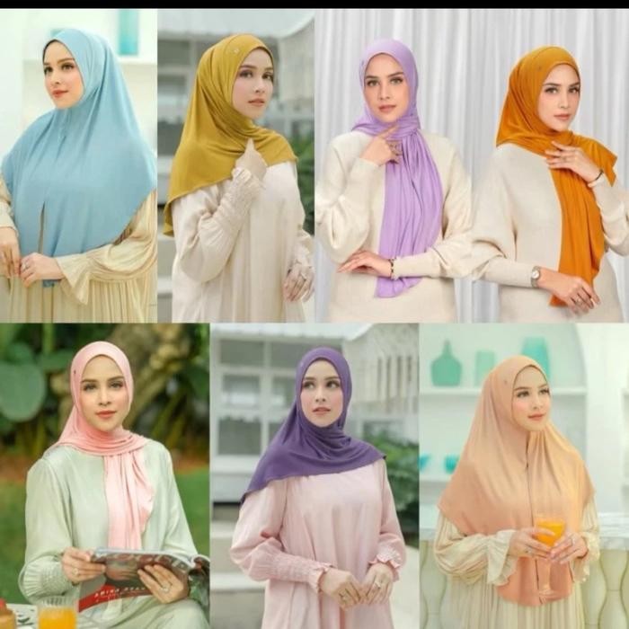 Buttonscarves Everyday Jersey Slip On Instan
