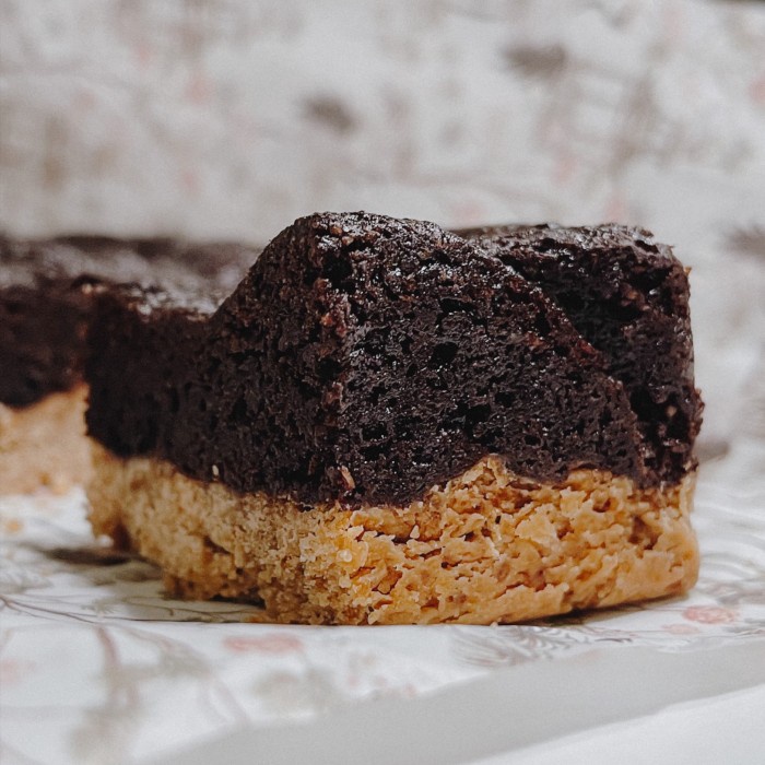

VEGAN FUDGE BROWNIE PIE - NO REFINED SUGAR & GF - REBUILD OFFICIAL KODE 1182