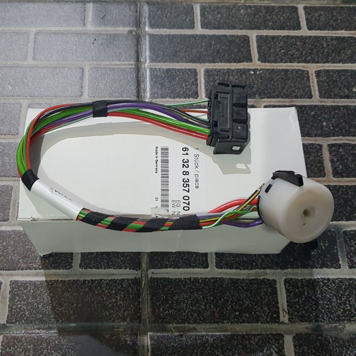 Switch Kunci Kontak BMW E36 7 Kabel Original