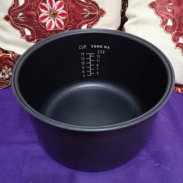 Produk Terbaru  Panci Magic Com Yong Ma 2,5 Liter Mc 3900 Ymc 2073 Smc 4033 B Ymc 207