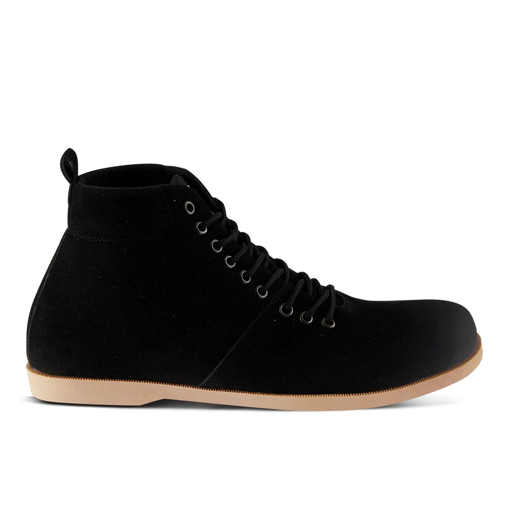 Terfavorit  Hertz - Sepatu Sneakers Pria Varka V 023 Sepatu Boots Dan Sepatu Kasual Pria - Hitam