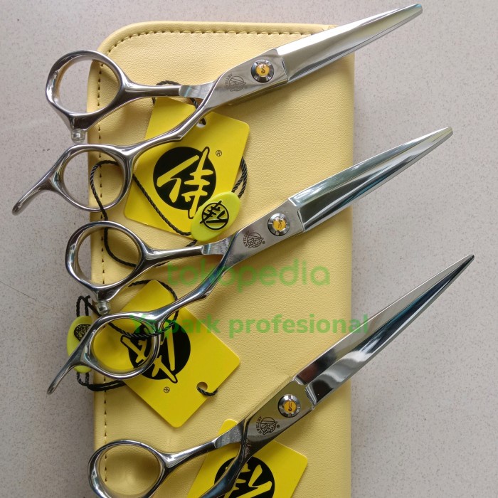 

Gunting rambut Artisan By pipe scissors AB680/6,8inc