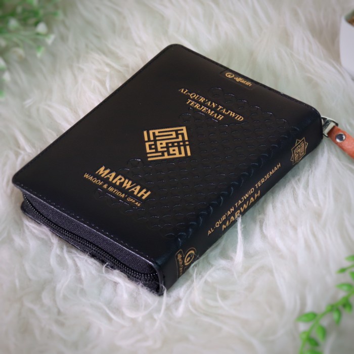 

Ready [A6 Jaket] Al-Quran Terjemah Tajwid Warna Waqaf Ibtida Al-Abyan Marwah Khumairoh Alquran