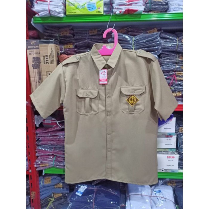 Seragam Sekolah Baju Pramuka Pendek Laki-Laki Kain Larici