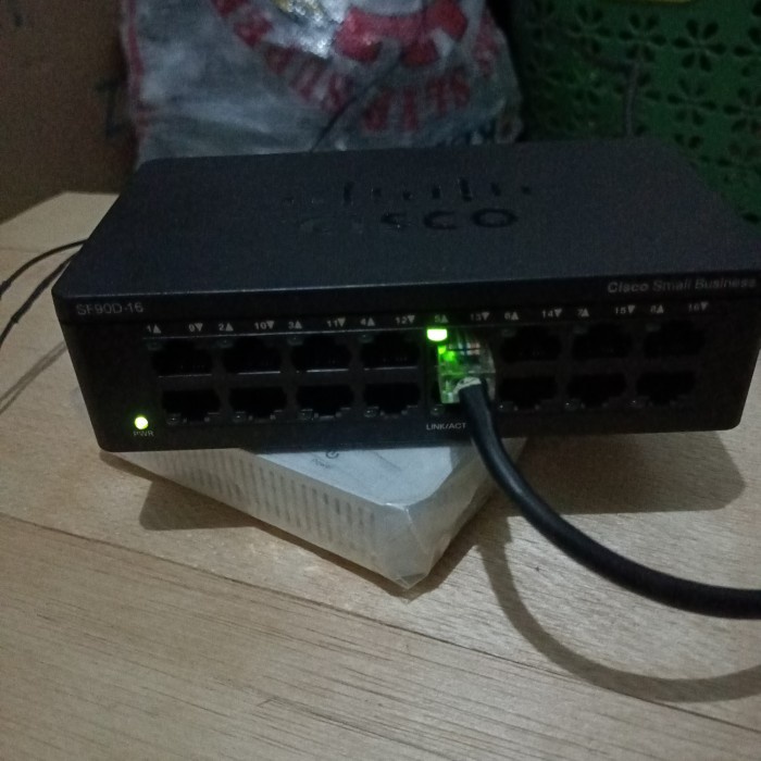 Cisco SF90D-16 Swit 16port 10/100Mbps