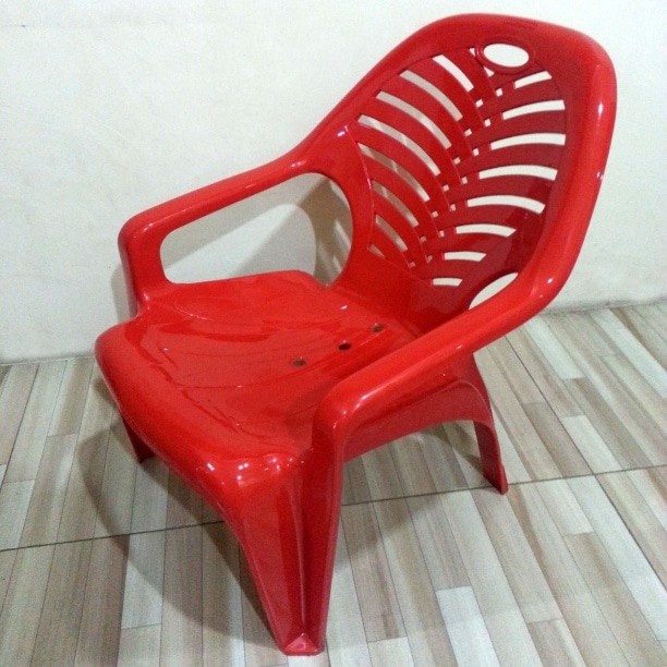 Kursi Plastik /Kursi Teras/Kursi Napolly 909