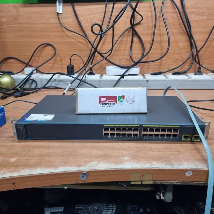 Swit hub Cisco alyst 2960 series