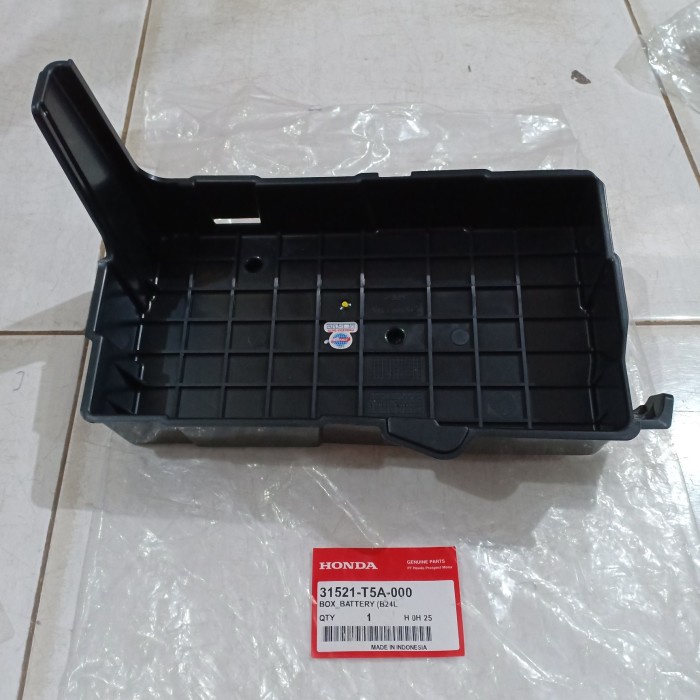 Box Aki atau Dudukan Aki Honda HRV 2015-2018 Genuine