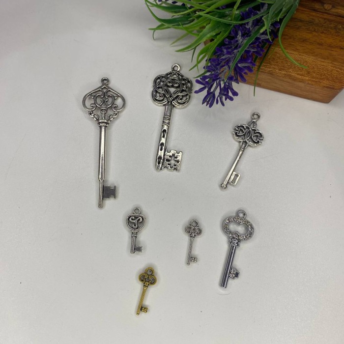 

Produk Terbaik] METAL KUNCI SILVER, GOLD/BAHAN PERHIASAN