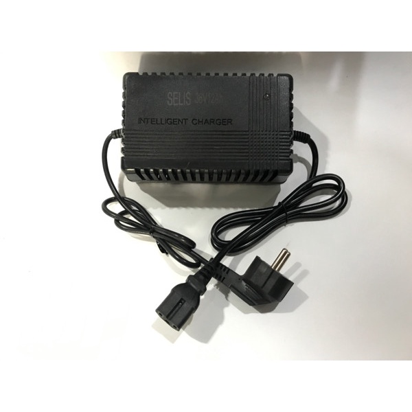 Charger cas untuk sepeda listrik merk SELIS 36V 12Ah