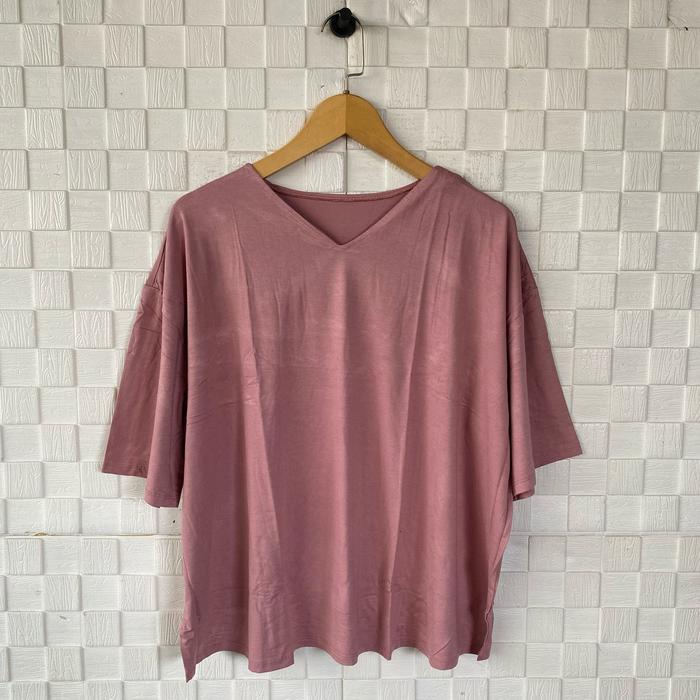 TERBAIK Syafiqa Atasan Kaos Jumbo Big Size LD 140 / Kaos Vneck Wanita Oversize / Pakaian Wanita /