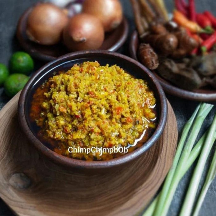 

TERLENGKAP BUMBU BASE GENEP ASLI BALI / AUTHENTIC BALINESE SPICES SEASONING 500