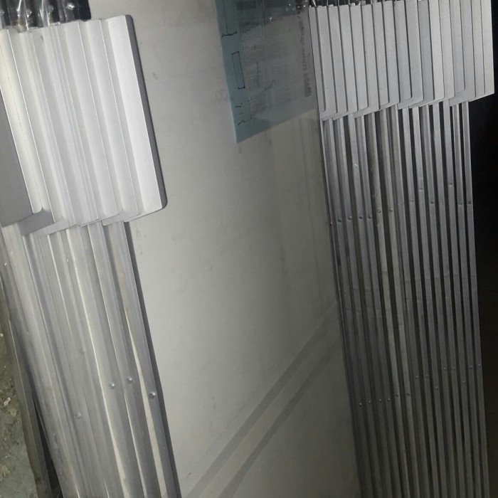 

JTTOP" PAPAN TULIS GANTUNG 60 X 120 CM