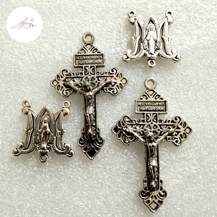 

Terlaris SEPASANG SET PARDON CRUCIFIX SILVER KATOLIK SAKRAMENTALI SALE