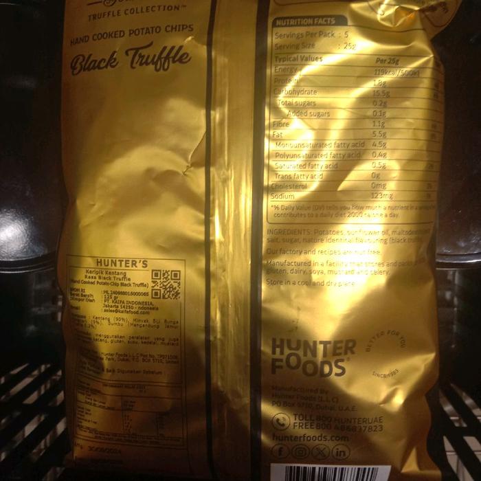 

SALE !!! HUNTERS GOURMET BLACK TRUFFLE/KERIPIK KENTANG 125 GR FOOD KERING CEMILAN READYY