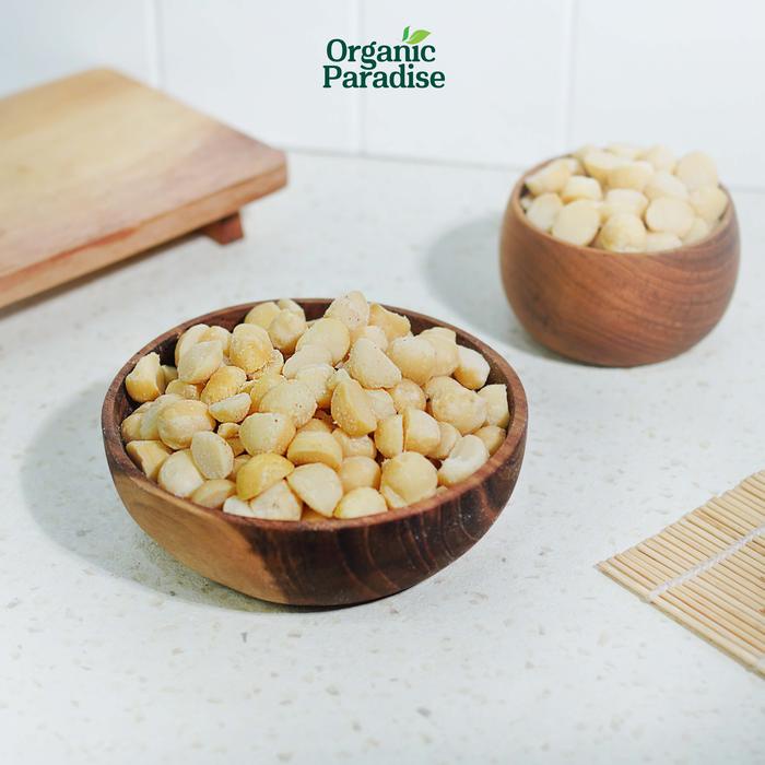 

SALE !!! KACANG MACADAMIA PANGGANG / ROASTED MACADAMIA 1 KG READYY
