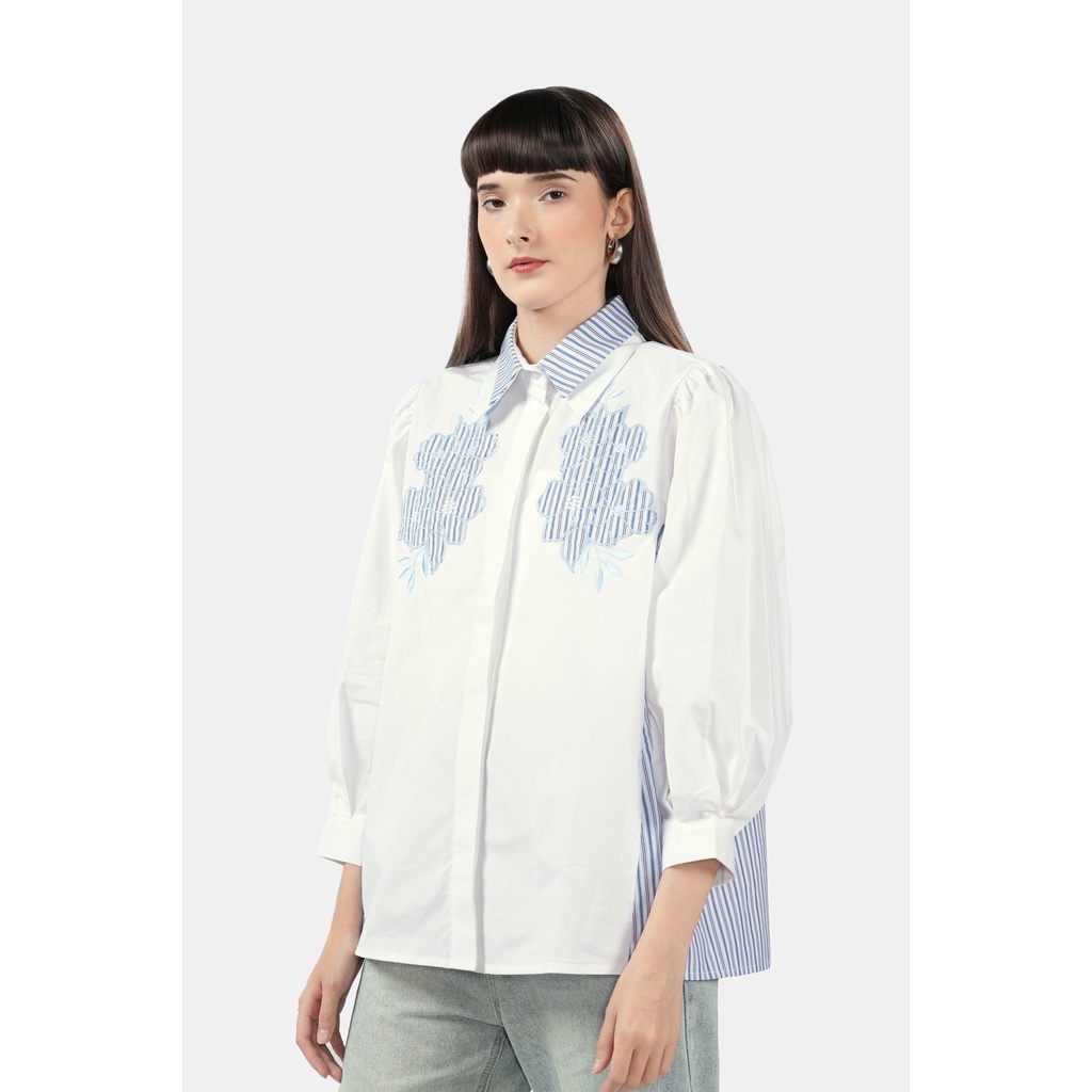 Benang Jarum Black Label - Dyxie Embroidery Shirt - Light Blue
